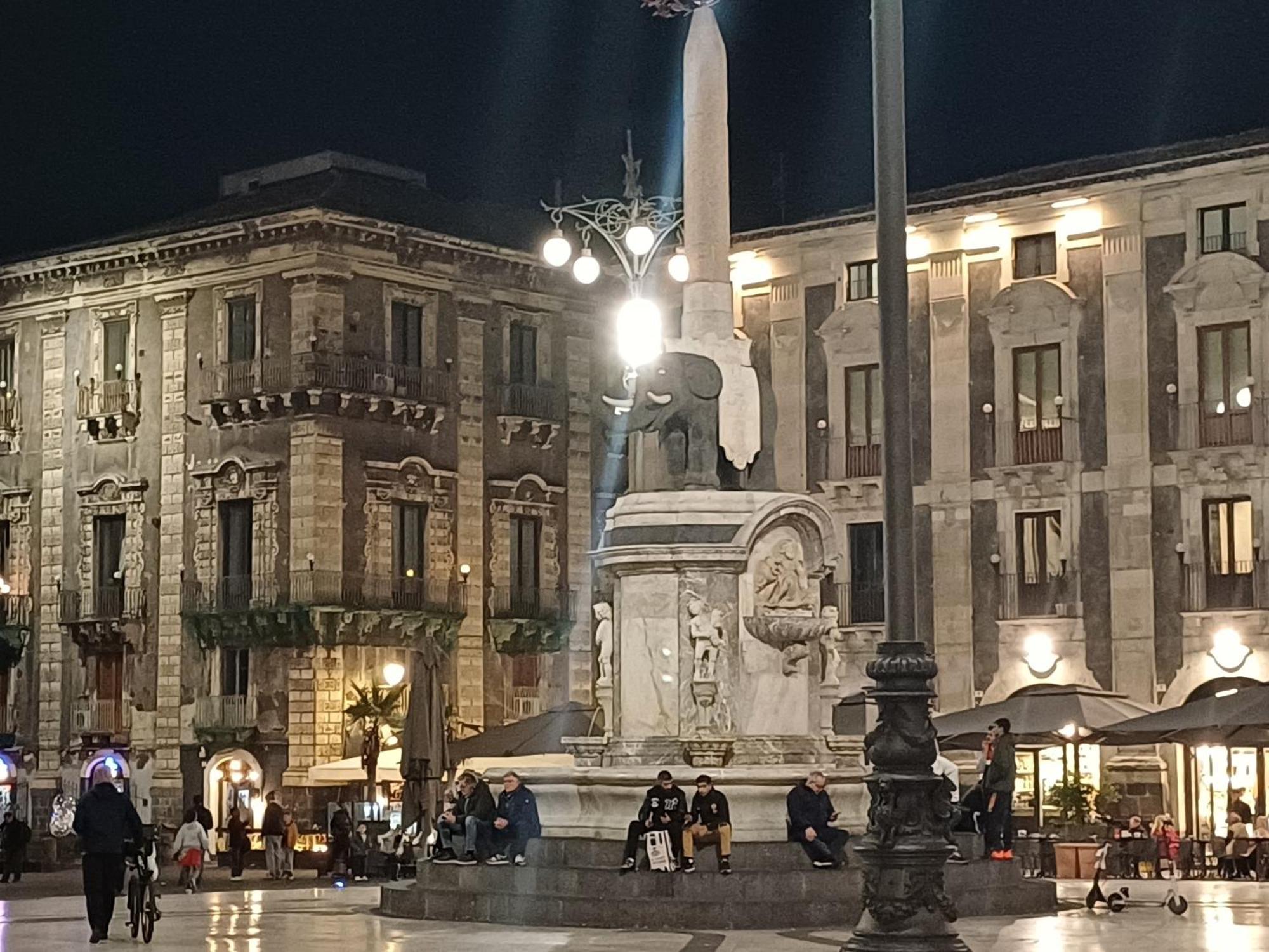 Il Sole Nel Cuore Catánia Buitenkant foto